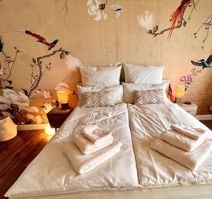 Bali Home Stylische Wohnung Mit Terrasse Schönefeld Esterno foto