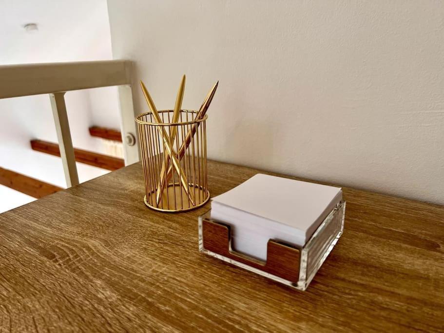 Bali Home Stylische Wohnung Mit Terrasse Schönefeld Esterno foto