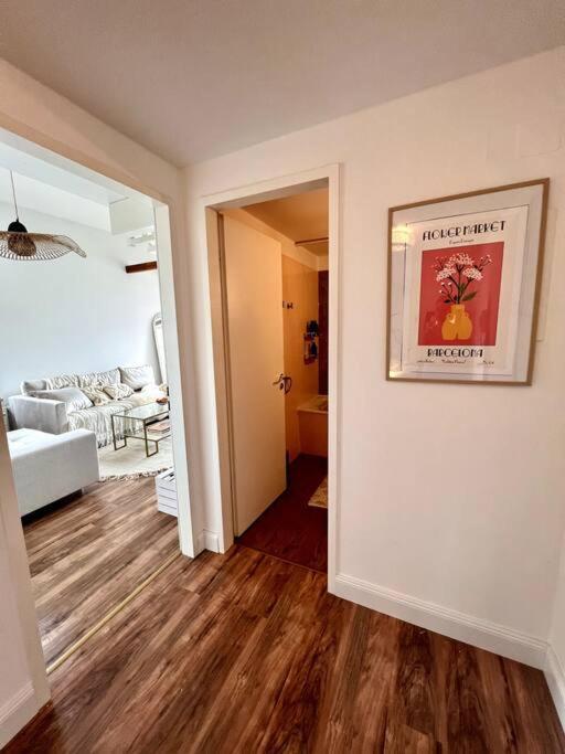 Bali Home Stylische Wohnung Mit Terrasse Schönefeld Esterno foto